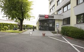 Hotel Ibis Chambéry Exterior photo