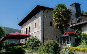 Izalde Hostal Quejana Exterior photo