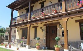 Hotel La Posada de Toribia Val De San Lorenzo Exterior photo