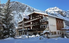 Hotel Gletscherblick Sankt Leonhard im Pitztal Exterior photo