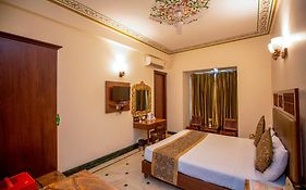 Nahargarh Haveli Hotel Jaipur Exterior photo