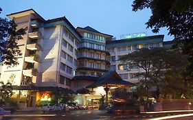 Kedaton Hotel Bandung Exterior photo