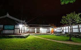 Guesthouse Nabiya Chuncheon Exterior photo