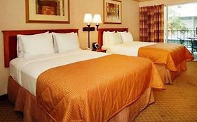 Clarion Hotel Mansion Inn North Highlands Room photo