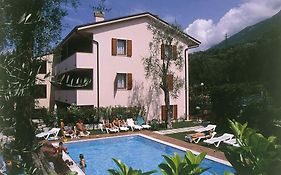 Residence Gardablu Brenzone sul Garda Exterior photo