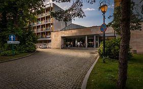 Hotel Interferie Chalkozyn W Kolobrzegu Exterior photo