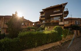 Family Hotel Emilia Sozopol Exterior photo