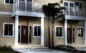 Beautiful Bahamian Getaway Villa Nasáu Exterior photo