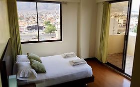 C&R Apartments Cochabamba Exterior photo