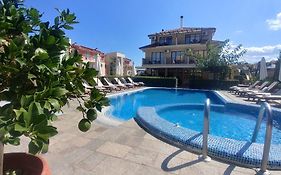 Family Hotel Muses Sozopol Exterior photo