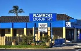 Bamboo Motor Inn Lakes Entrance Exterior photo