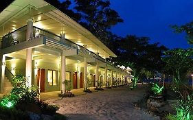 Camayan Beach Resort Subic Bay Exterior photo