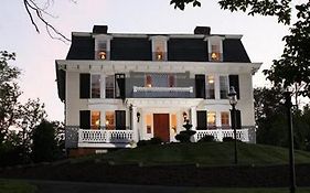 Hotel Chestnut Hill Bed & Breakfast Orange Exterior photo