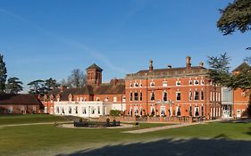 Oakley Hall Hotel Basingstoke Exterior photo