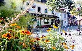 Hotel Logis Auberge A La Tete De Lard La Ferté-Imbault Exterior photo