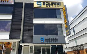 9 Square Hotel - Seri Kembangan Exterior photo