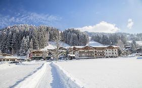 Hotel Elisabeth, 4 Sterne Superior Kirchberg in Tirol Exterior photo