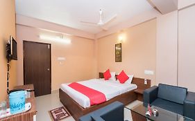 Oyo 10398 Hotel Parijayee Digha  Exterior photo