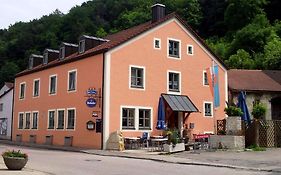 Hotel Gasthof Zum Brunnen Mörnsheim Exterior photo