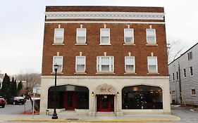 St Charles Hotel Downtown Hudson Exterior photo