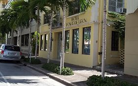 Hotel Ponce de Leon Miami Exterior photo
