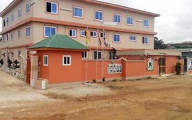 Open Space Hotel Kumasi Exterior photo