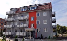 Hotel Goldener Schlüssel mit Gästehaus Sina Nördlingen Exterior photo