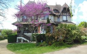 Maison d'hôtes Il était une fois Bed and Breakfast Pont-Évêque Exterior photo