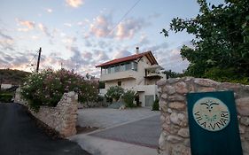 Hotel Vila Vivári Exterior photo