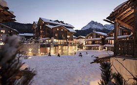 Post Alpina - Family Mountain Chalets San Candido Exterior photo