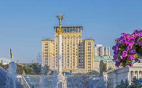 Hotel Ukraine Kiev Exterior photo