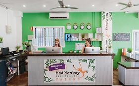 Mad Monkey Central Albergue Cairns Exterior photo