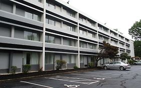 Best Western Plus University Inn Winston-Salem Exterior photo