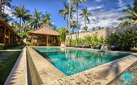 Benthos Bali Dive Resort Candidasa Exterior photo