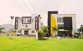 Hotel Sunrise Resort Alwar Exterior photo