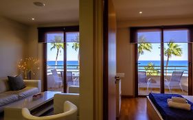 Les Palmiers Luxury Suites Lárnaca Exterior photo