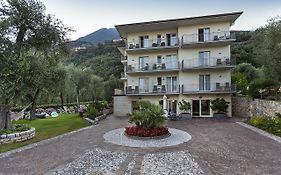 Hotel Garni Orchidea Malcesine Exterior photo