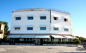 Hotel Excelsior Fano Exterior photo