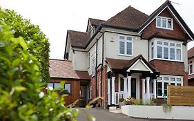 Lyndhurst House Bed and Breakfast Exterior photo