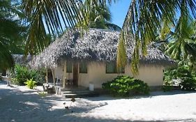 Hotel pensión Hotu Tikehau Exterior photo