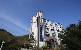 Cello Hotel Gapyeong Exterior photo