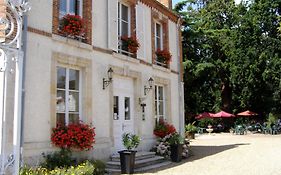 Logis Hotels Restaurants- Villa Des Bordes Cléry-Saint-André Exterior photo