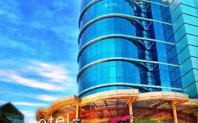 Favehotel Mex Tunjungan Surabaya Exterior photo