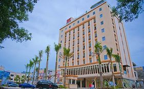 Biz Hotel Batam Nagoya Exterior photo