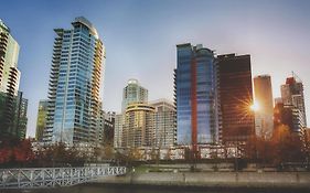 Pinnacle Hotel Harbourfront Vancouver Exterior photo