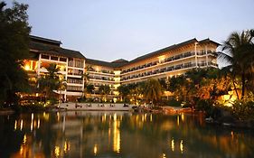 Mines Beach Resort Hotel Seri Kembangan Exterior photo