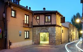 Exe Casa de Los Linajes Hotel Segovia Exterior photo