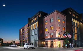 Nylo Las Colinas Hotel, Tapestry Collection By Hilton Irving Exterior photo