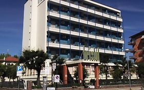 Hotel Bristol Cervia Exterior photo