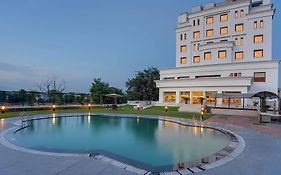 Hotel Royal Sarovar Portico Siliguri Exterior photo